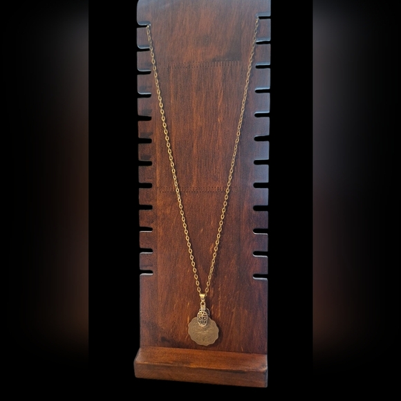 Handmade Jewelry - Gold Coin Pendant Necklace - Commonwealth Of The Bahamas 1980